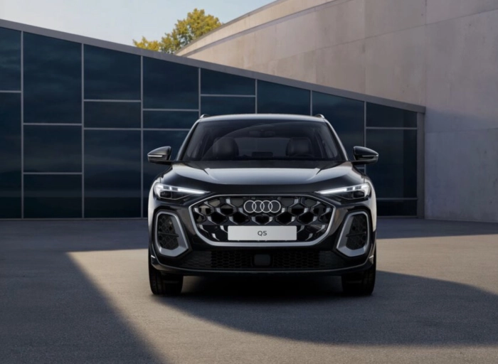 img-1 Audi Q5 Audi N1247213