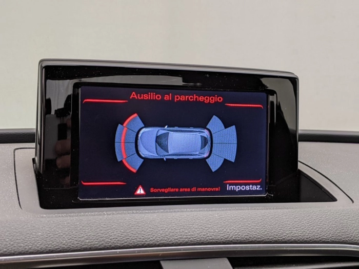 Audi Q3 Q3 2.0 TDI 120 CV Business