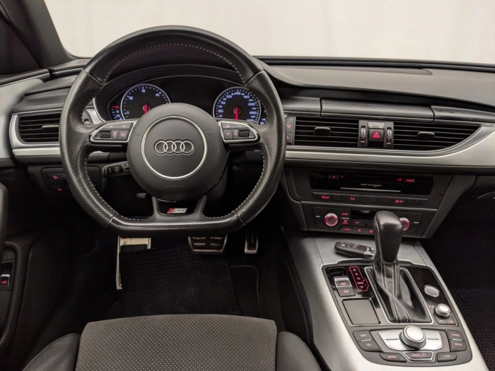 img-3 Audi A6 Audi U1279400