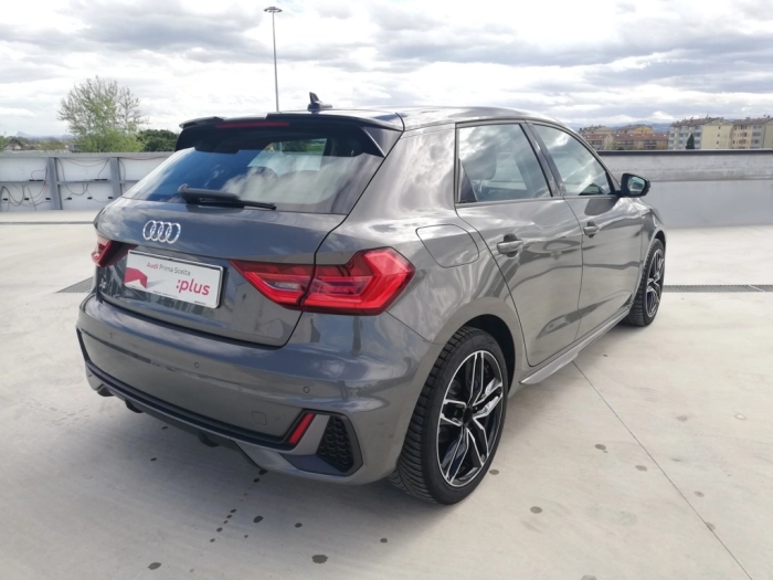 img-1 Audi A1 Audi U1278851