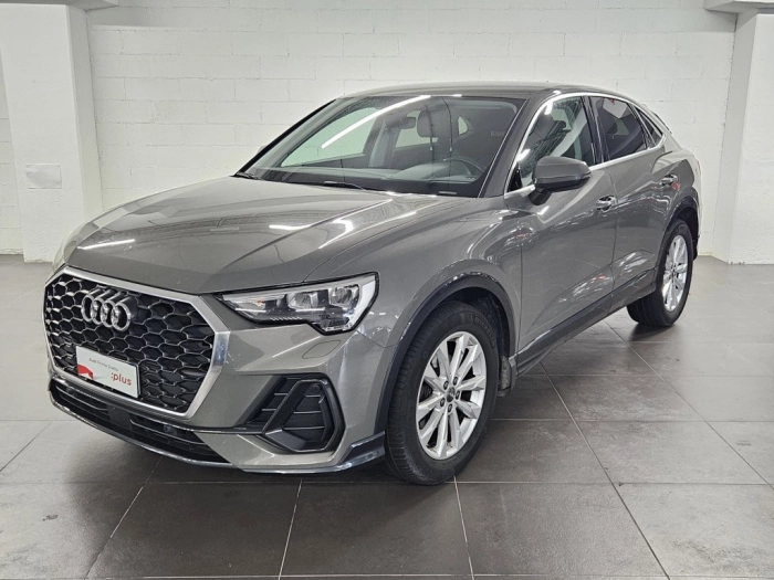 img-0 Audi Q3 Audi U1282316