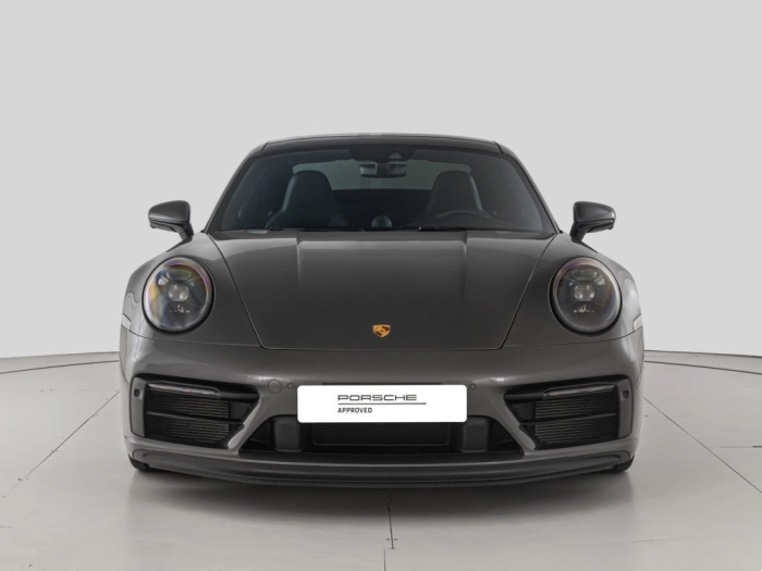 Porsche 911 911 Carrera 4 GTS