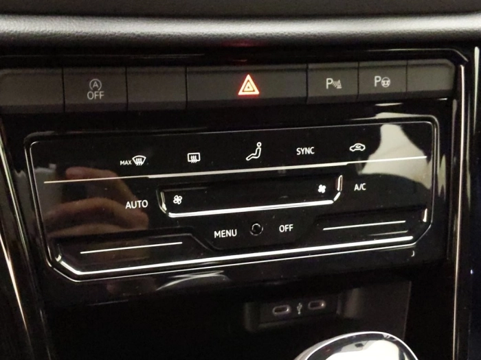 Volkswagen T-Roc T-ROC 1.0 TSI R-LINE 115CV MY 25