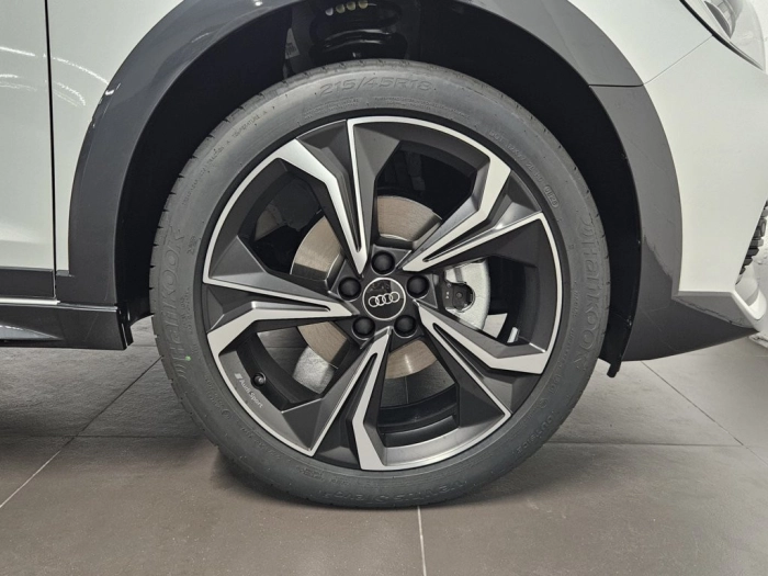 Audi A1 A1 allstreet 1,0  L3 85/DS8DSG MY 25