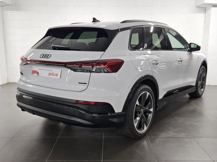 img-3 Audi Q4 Audi N1245113