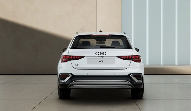 img-3 Audi Audi Audi N1246526