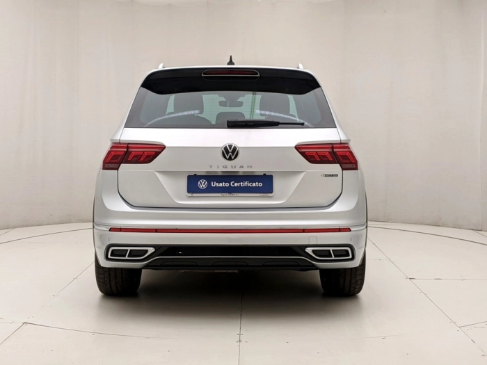 img-4 Volkswagen Tiguan Volkswagen U1282118