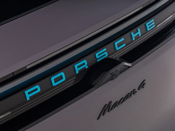 Porsche MACAN Macan 4