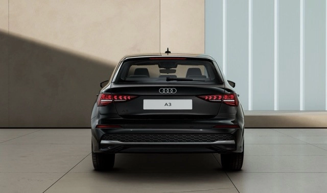 img-3 Audi Audi Audi N1247316