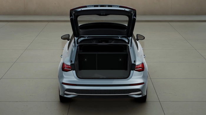 Audi Audi A3 Sportb      1,5    L4  110      DSG MY 25