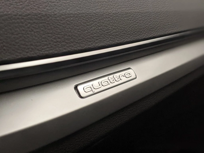 Audi Q5 Q5 QUAT.  TDI2,0  L4150    A7 MY 25