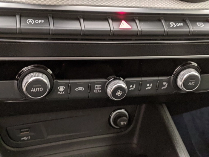 Audi Q2 Q2 30 TDI S tronic Admired