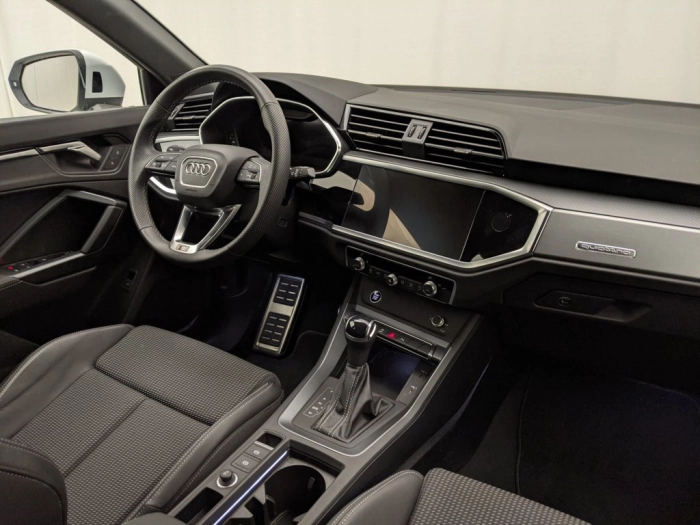 Audi Q3 Q3 SPB 40 TDI quattro S tronic S line edition