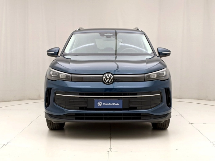 img-1 Volkswagen Tiguan Volkswagen U1282489