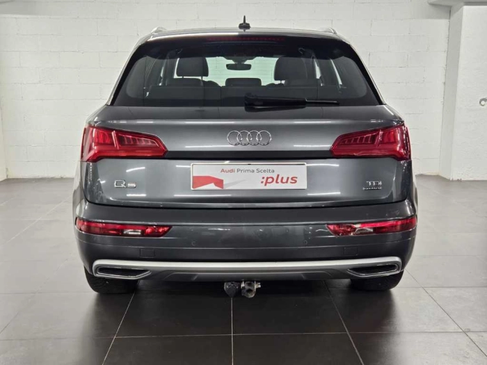 img-4 Audi Q5 Audi U1282632