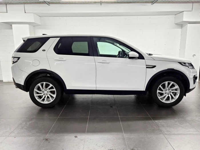 img-2 Land rover Discovery Land rover U1281614