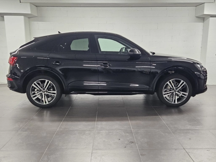 img-2 Audi Q5 Audi U1282578
