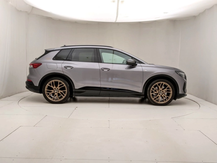 img-2 Audi e-tron Audi U1282419