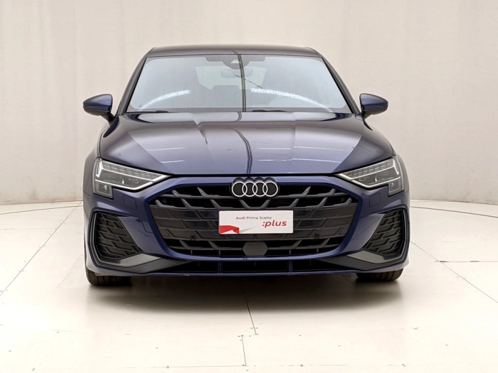 img-1 Audi Audi Audi U1282367