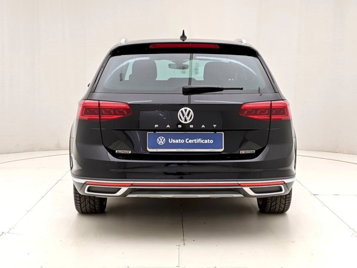 img-4 Volkswagen Passat Volkswagen U1281238