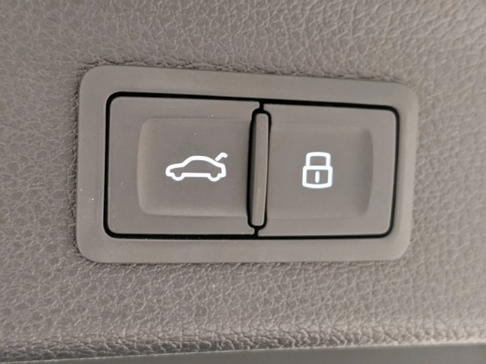 img-4 Audi Q3 Audi U1279645