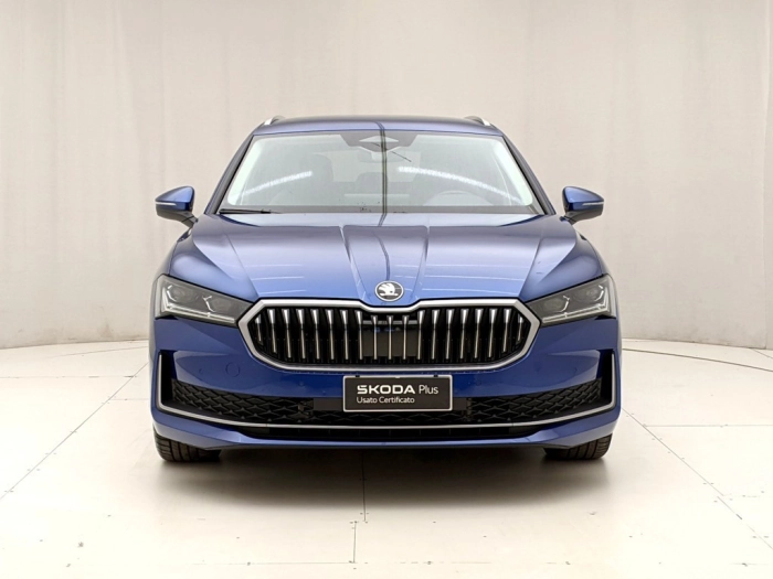 img-1 Skoda Superb Skoda U1281844