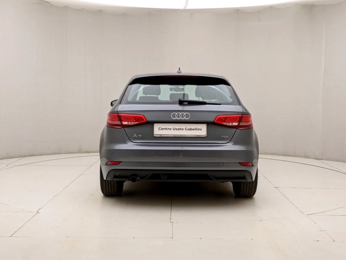 img-4 Audi A3 Audi U1283069