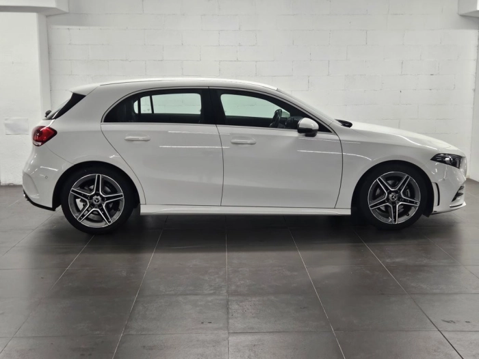 img-2 Mercedes-Benz Classe A Mercedes-Benz U1282713