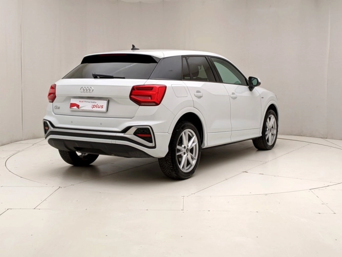 img-3 Audi Q2 Audi U1282369