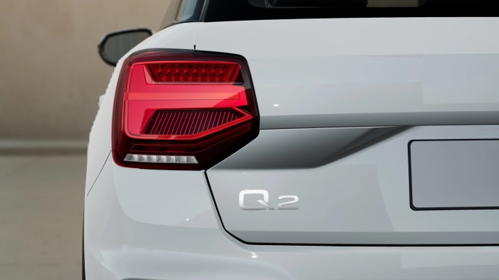 Audi Q2 Q2           1,0  L3 85    M6