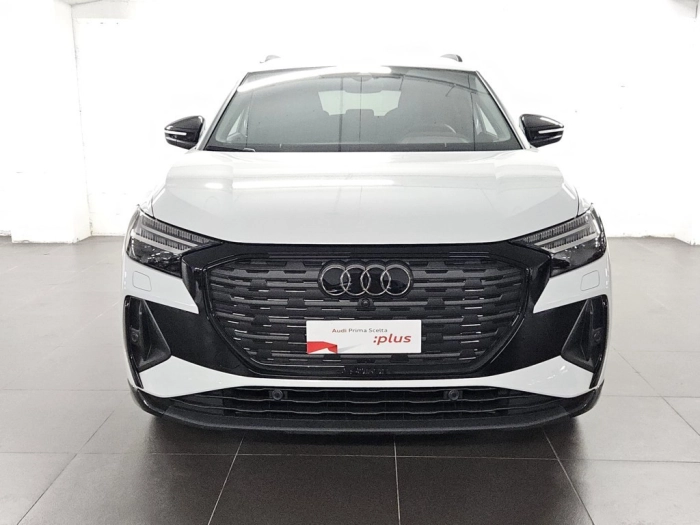 img-1 Audi Q4 Audi N1245113