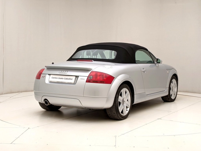 img-3 Audi TT Audi U1283016