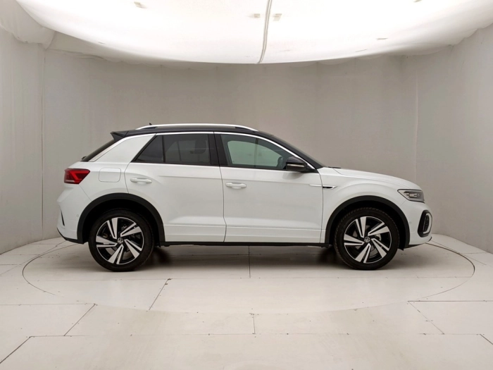 img-2 Volkswagen T-Roc Volkswagen N1243067