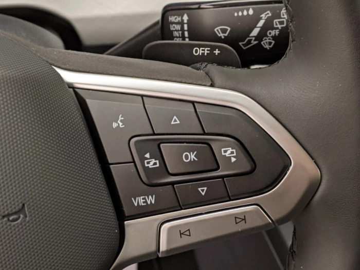 Volkswagen Nuova GOLF 1.5 ETSI ACT LIFE DSG 115CV MY 25