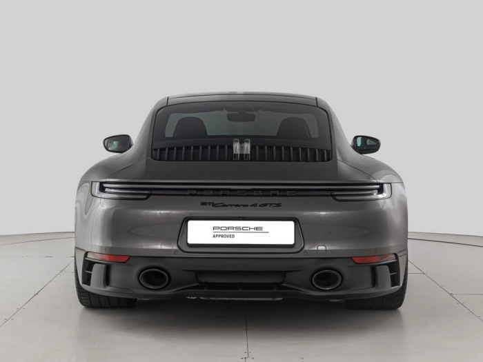 Porsche 911 911 Carrera 4 GTS