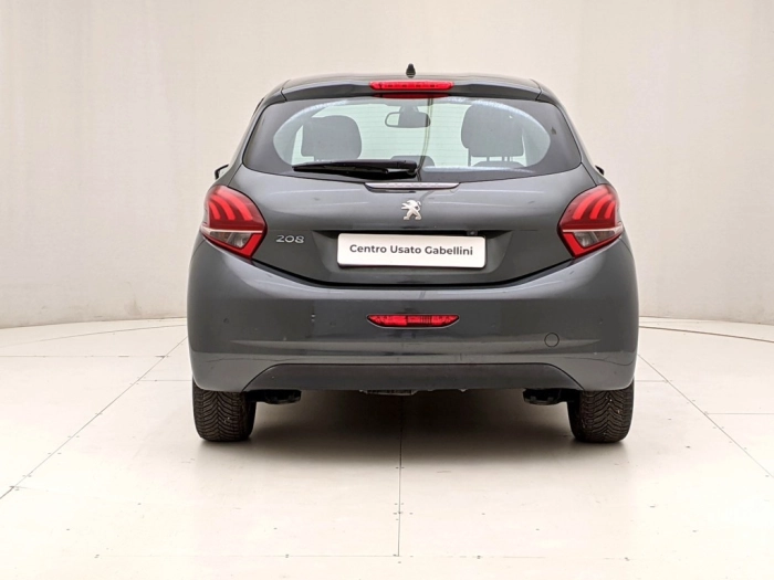 img-4 Peugeot 208 Peugeot U1282063