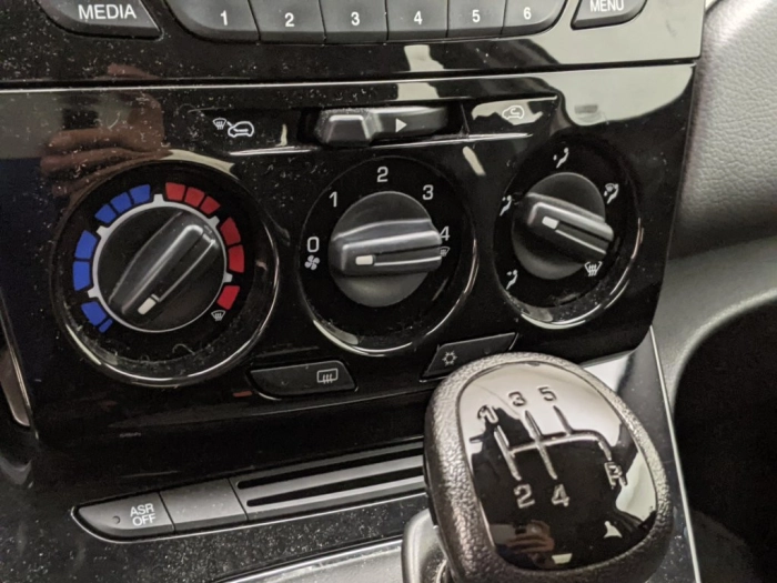 Lancia Ypsilon Ypsilon 0.9 TwinAir 85 CV 5 porte Metano Ecochic Elefantino