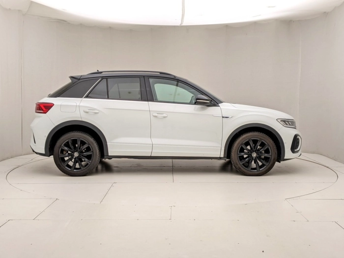 img-2 Volkswagen T-Roc Volkswagen U1282625
