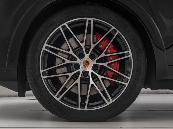 img-4 Porsche Cayenne Porsche U1281883