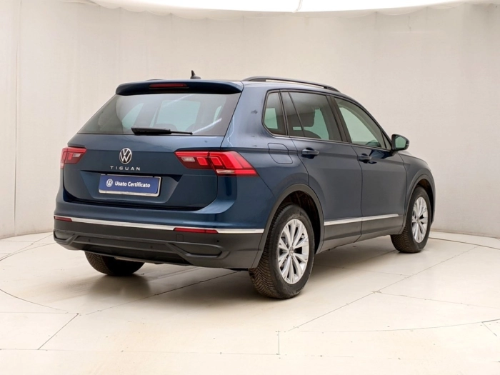 img-3 Volkswagen Tiguan Volkswagen U1283511