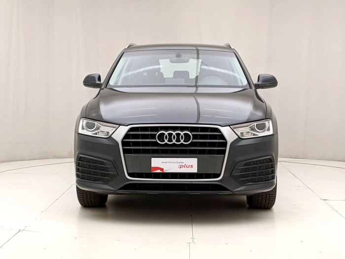 img-1 Audi Q3 Audi U1281135