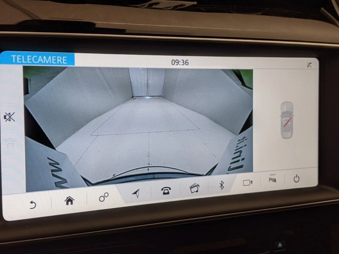 Jaguar F-Pace F-Pace 3.0 D V6 300 CV AWD aut. Prestige