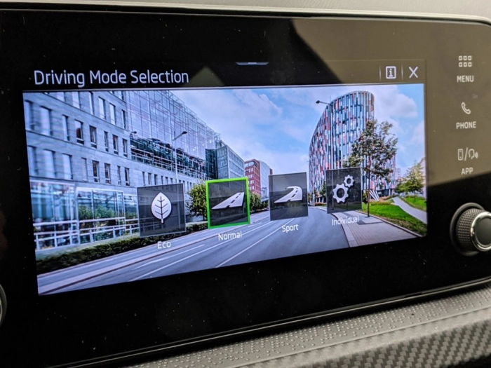 Skoda Scala SCALA        MC   TS85/1,0 A7A MY 25