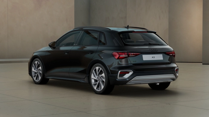 img-3 Audi Audi Audi N1247388