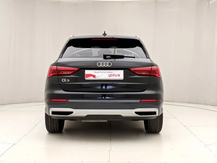 img-4 Audi Q3 Audi U1282681