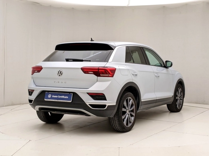 img-3 Volkswagen T-Roc Volkswagen U1282532