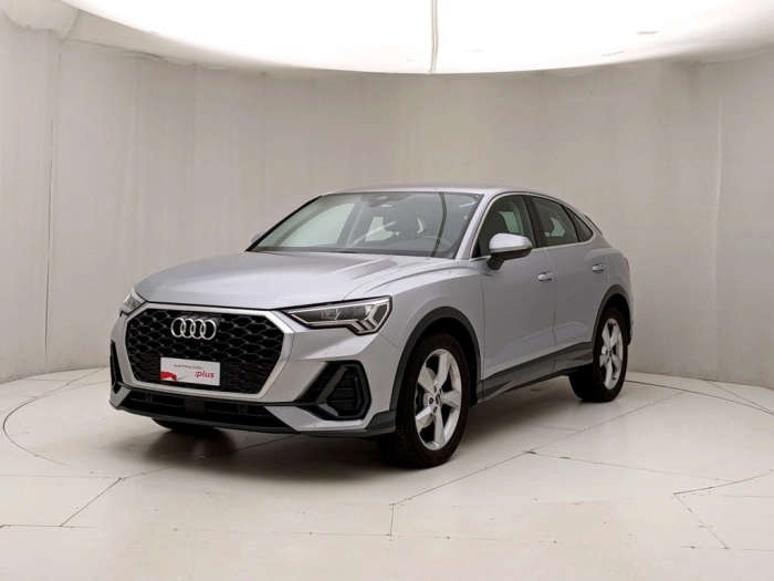 img-0 Audi Q3 Audi U1281590