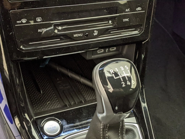 Volkswagen T-Cross T-CROSS 1.0 TSI R-LINE 115CV MY 25