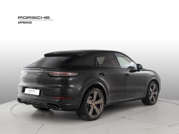 img-2 Porsche Cayenne Porsche U1281636