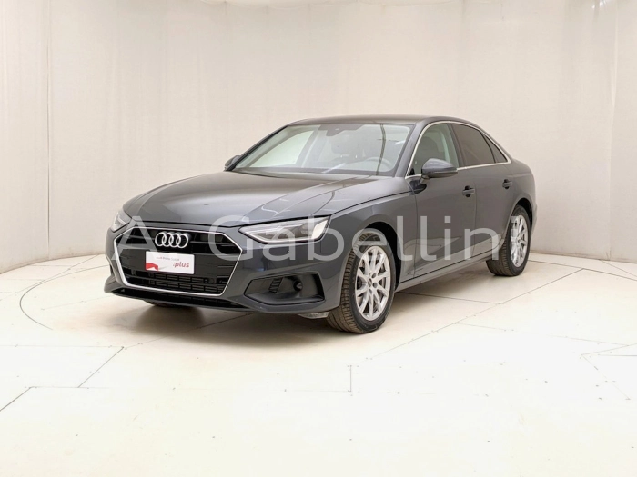 img-0 Audi A4 Audi U1283373